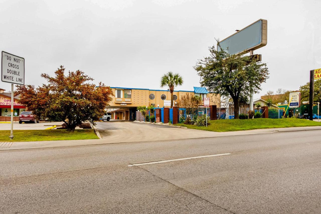 Americas Best Value Inn San Antonio Airport South Exterior foto